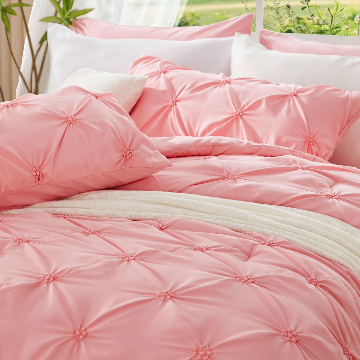 Boho Pintuck Comforter Set – Lightweight All-Season Bedding